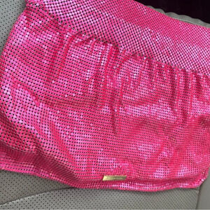 BCBGMAXAZRIA Brighton clutch, neon Barbie pink